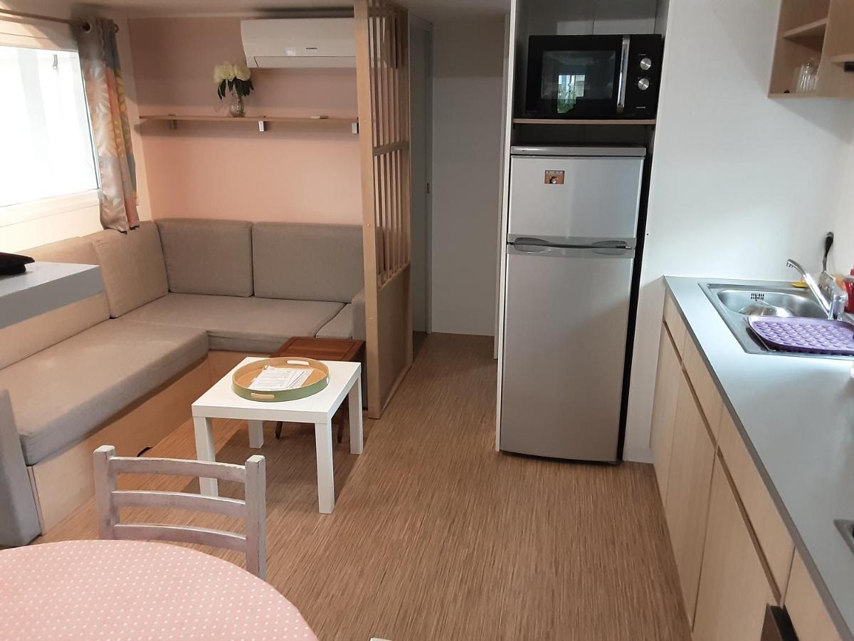 Gastes Mobil Home 3Chambres Tout Confort מראה חיצוני תמונה